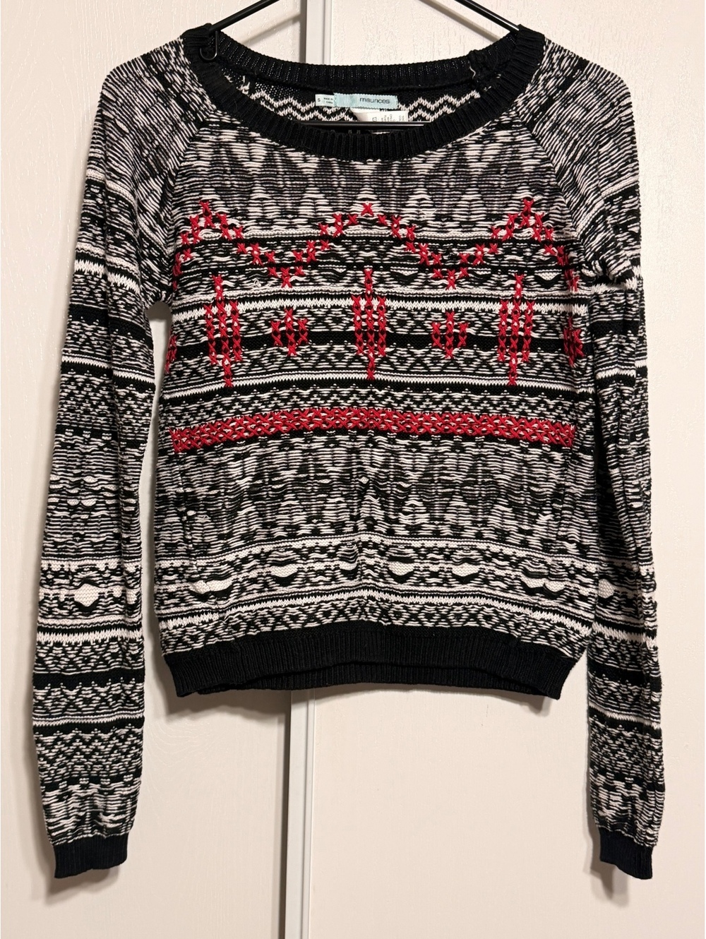 Maurices Women’s Small Black White Red Embroidered Long Sleeve Sweater